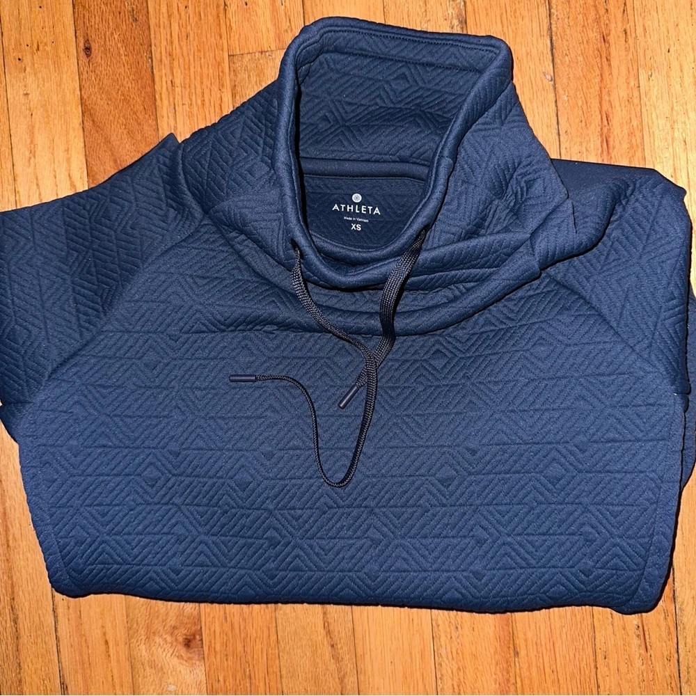 Athleta Jacquard Elevation Quilted Oversized Pullover Sweatshirt - Picture 6 of 6
